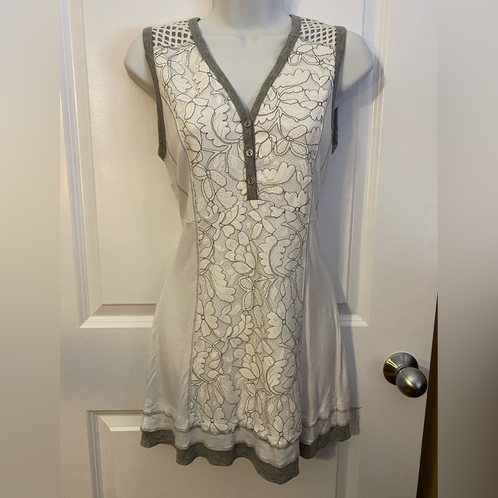 Dolcezza Tunic Minidress Sleeveless Lace Accent White Gray Size XS